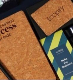 Custmized AE | Largest Customized Corporate Gifts Manufacturer In UAE