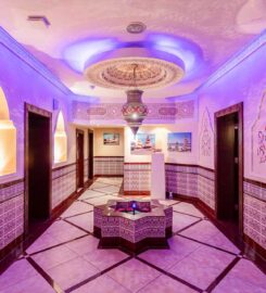 النادي الصحي -فندق هوليداي ان القصر ( اتش كير) Holiday Inn Al Qasr(spa-fitness center)