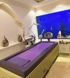 النادي الصحي -فندق هوليداي ان القصر ( اتش كير) Holiday Inn Al Qasr(spa-fitness center)